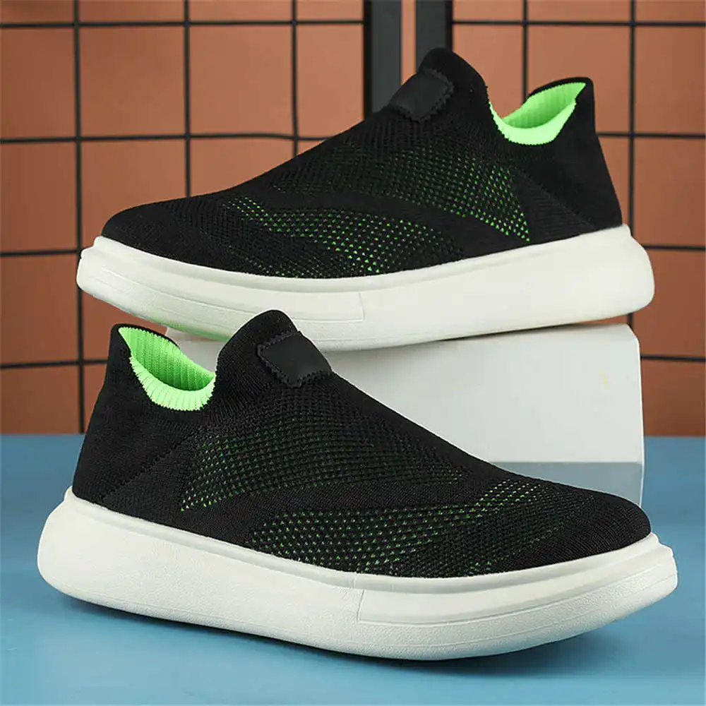 Calze con plateau scarpe marro - Trending Tech Accessories recensione e prezzo