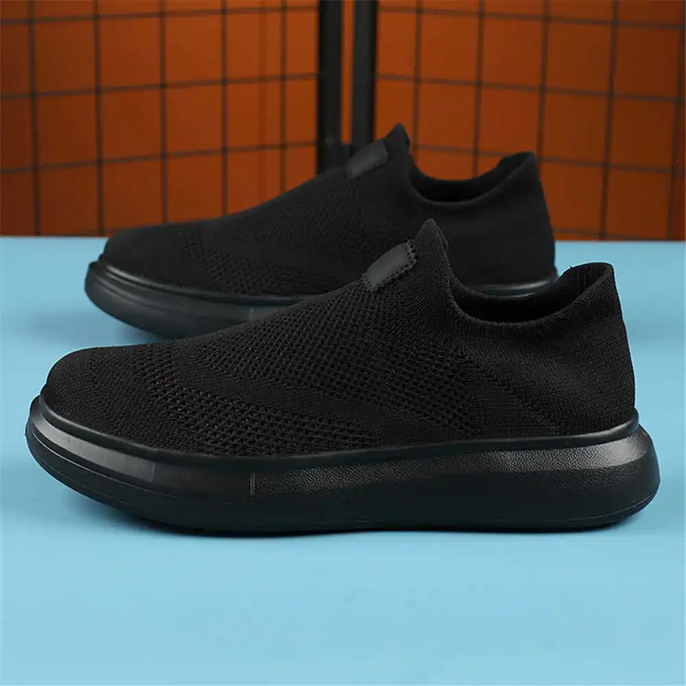 Calze con plateau scarpe marro - Trending Tech Accessories recensione e prezzo